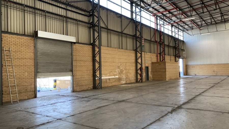 To Let Commercial Property for Rent in Gosforth Park Gauteng