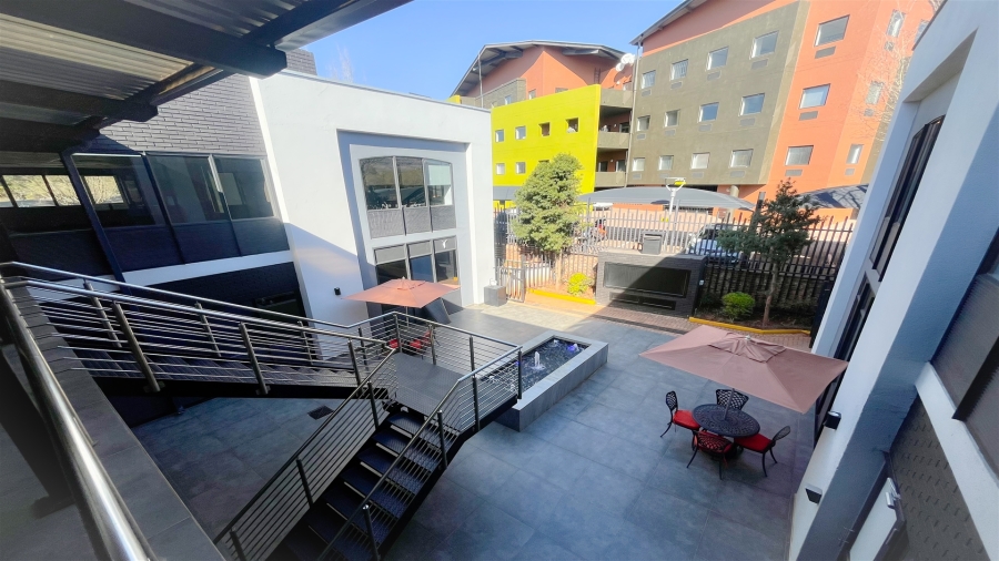 To Let Commercial Property for Rent in Bedfordview Gauteng