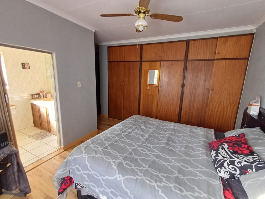 3 Bedroom Property for Sale in Randhart Gauteng