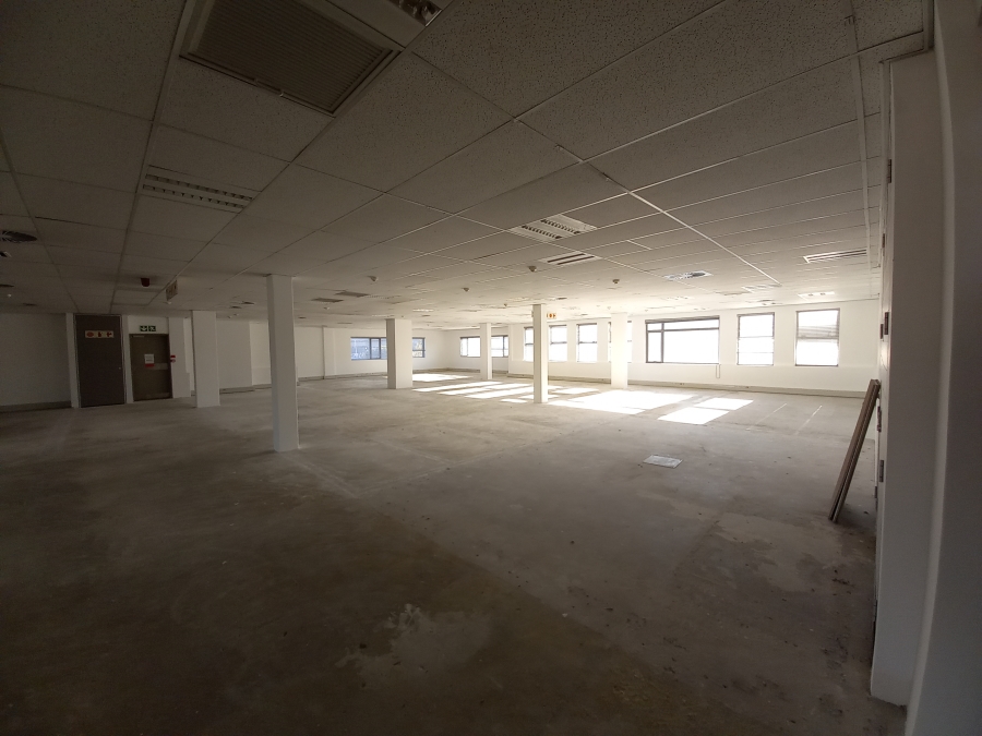 To Let Commercial Property for Rent in Die Hoewes Gauteng