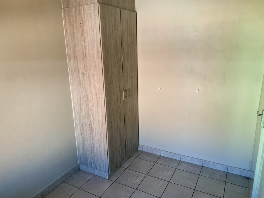 2 Bedroom Property for Sale in Montana Gauteng