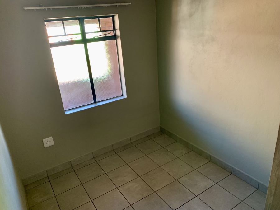 2 Bedroom Property for Sale in Montana Gauteng