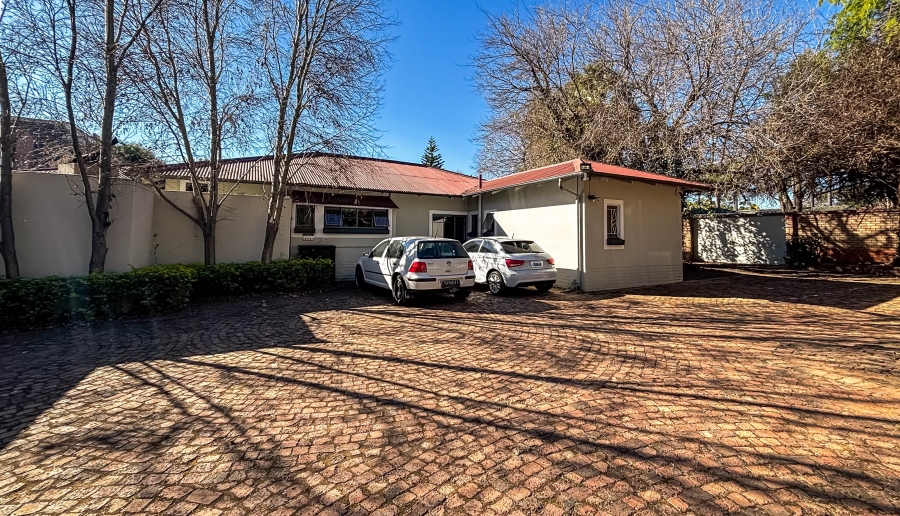 9 Bedroom Property for Sale in Menlo Park Gauteng