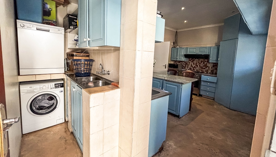 9 Bedroom Property for Sale in Menlo Park Gauteng