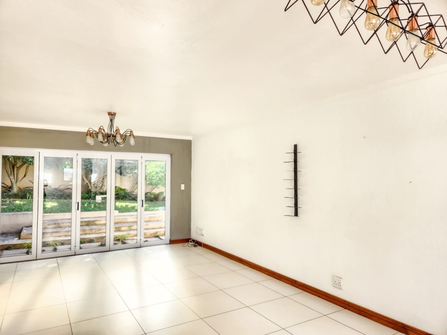 3 Bedroom Property for Sale in Faerie Glen Gauteng