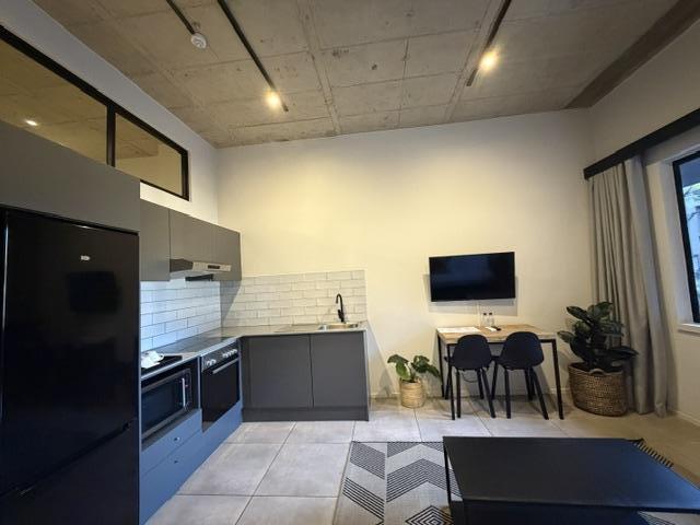 To Let 1 Bedroom Property for Rent in Sandown Gauteng