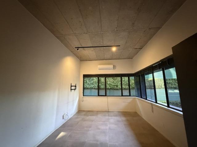 To Let 1 Bedroom Property for Rent in Sandown Gauteng