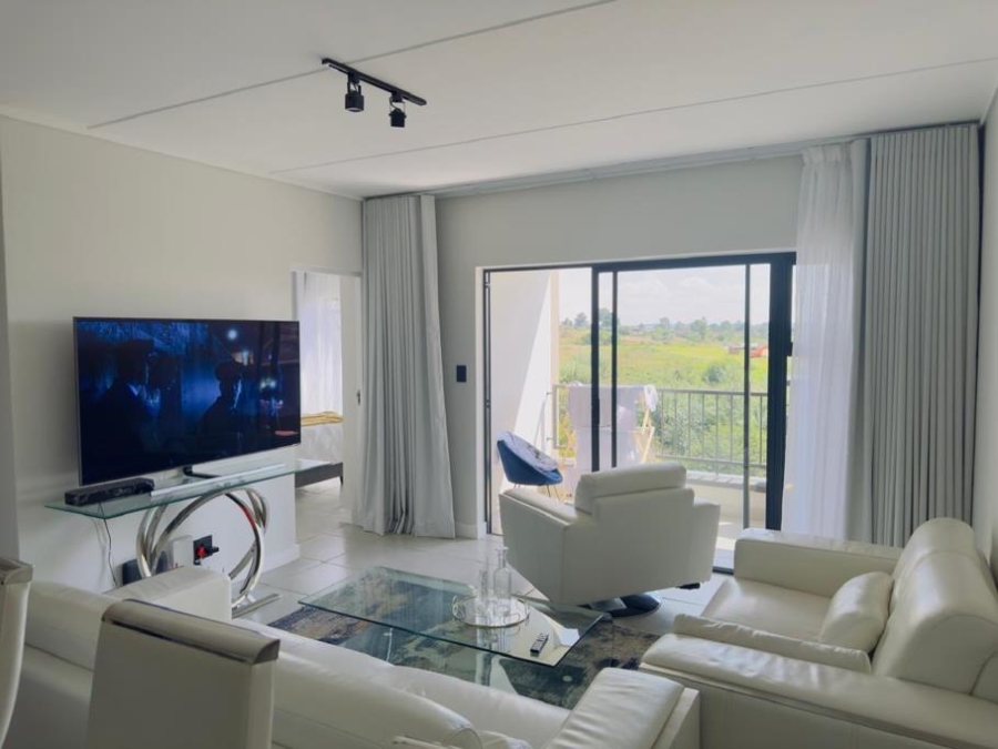 To Let 2 Bedroom Property for Rent in Waterfall Gauteng