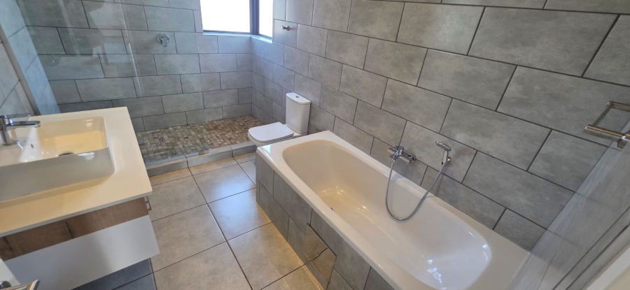 To Let 3 Bedroom Property for Rent in Olympus AH Gauteng