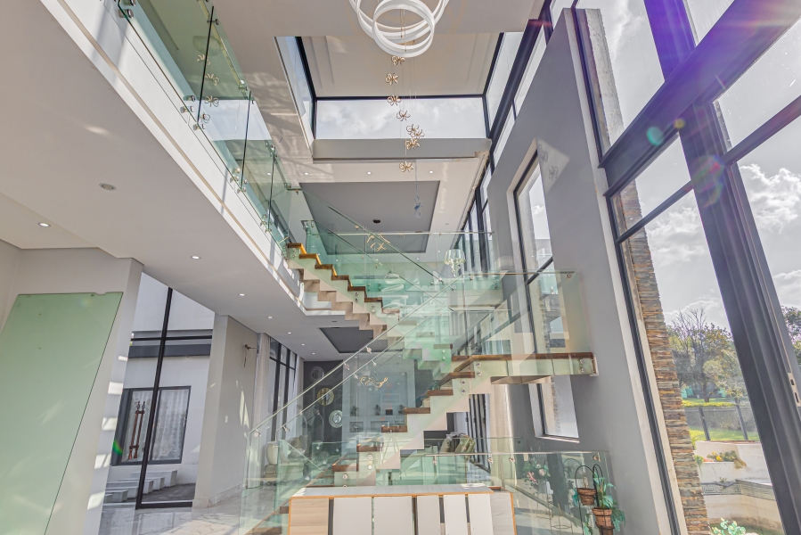 6 Bedroom Property for Sale in Steyn City Gauteng