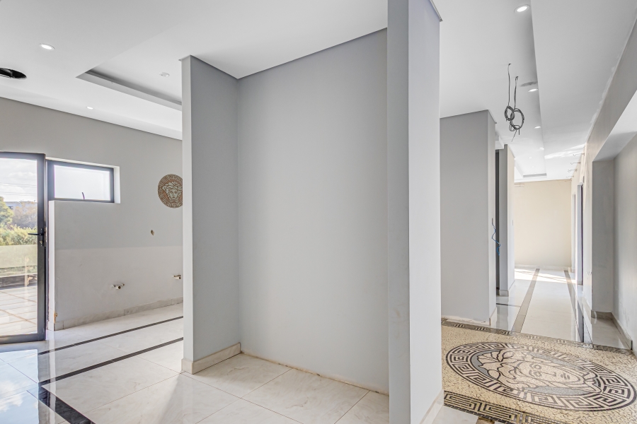 6 Bedroom Property for Sale in Steyn City Gauteng