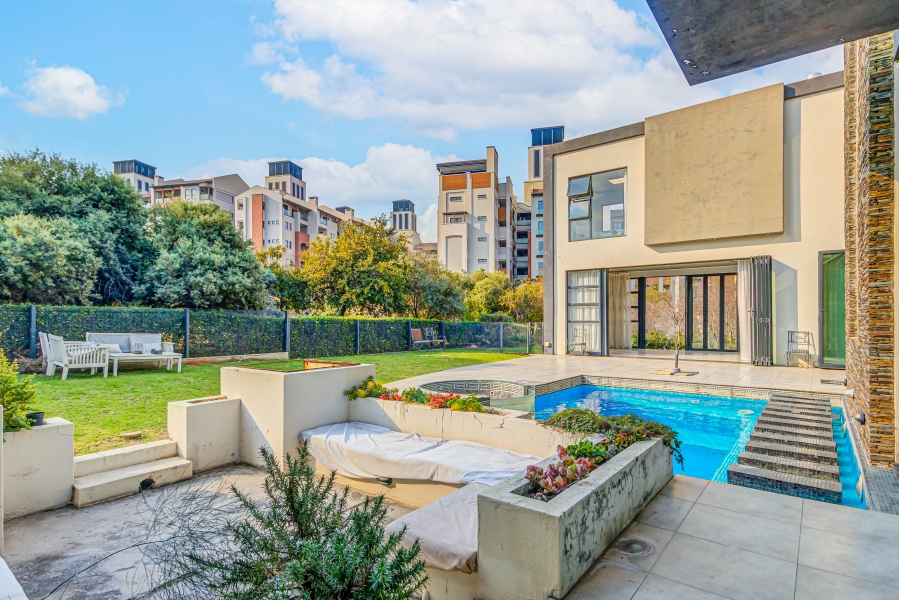 6 Bedroom Property for Sale in Steyn City Gauteng