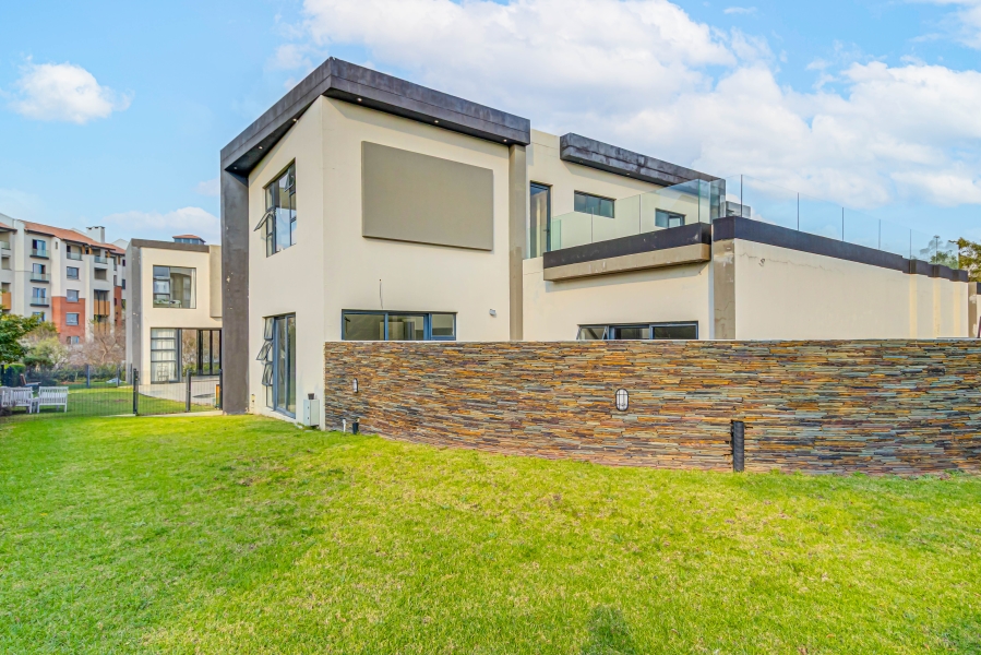 6 Bedroom Property for Sale in Steyn City Gauteng