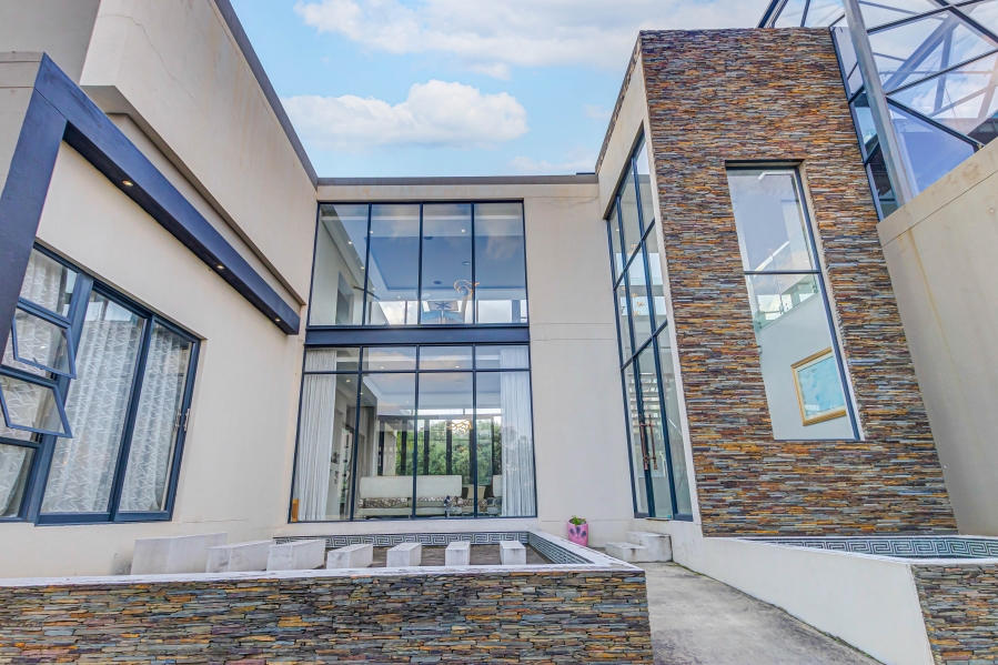6 Bedroom Property for Sale in Steyn City Gauteng