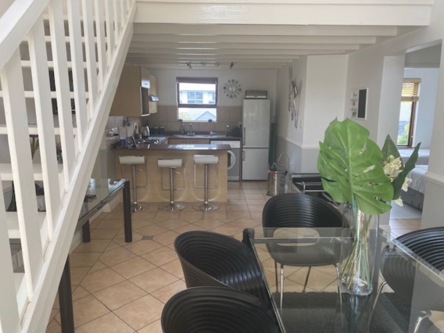 2 Bedroom Property for Sale in Melrose North Gauteng