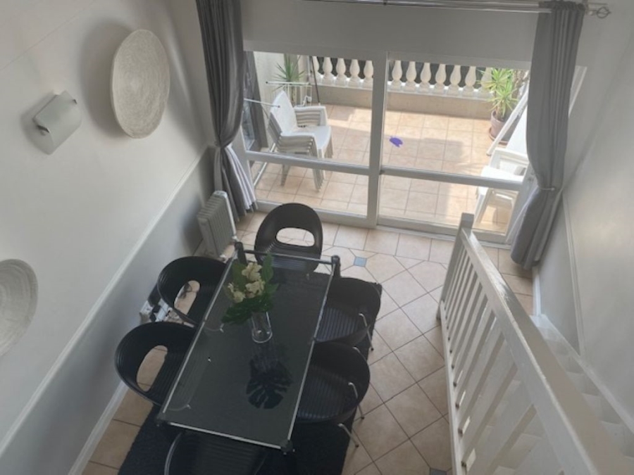 2 Bedroom Property for Sale in Melrose North Gauteng