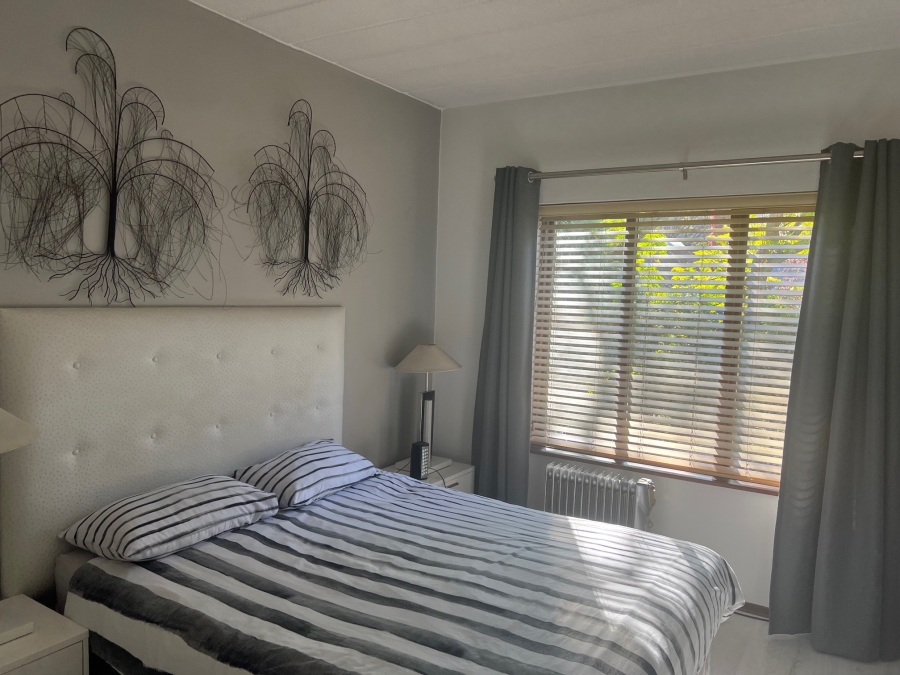 2 Bedroom Property for Sale in Melrose North Gauteng