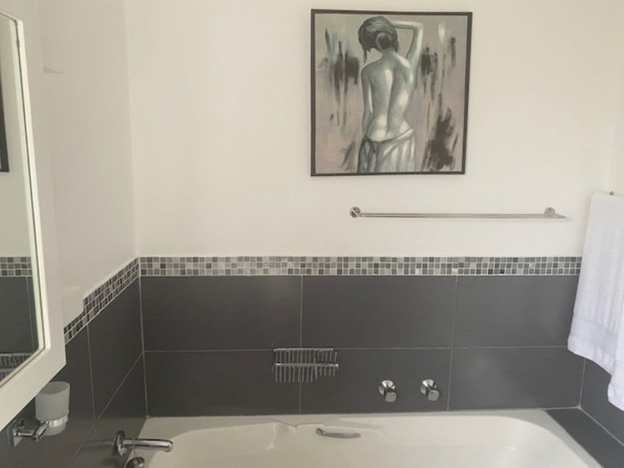 2 Bedroom Property for Sale in Melrose North Gauteng