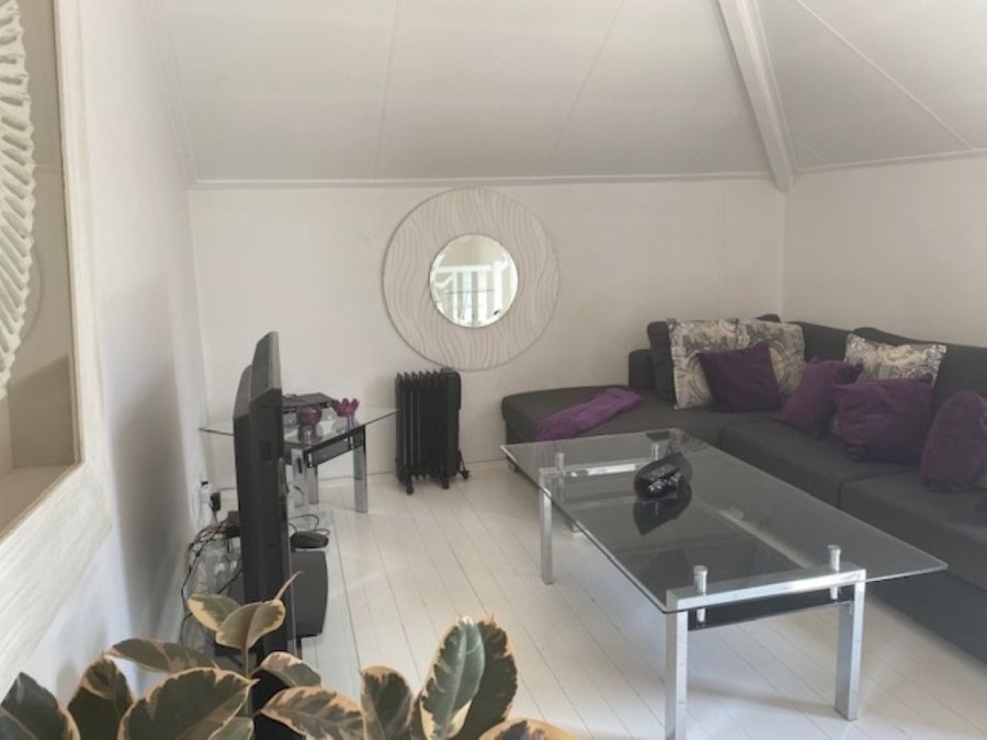 2 Bedroom Property for Sale in Melrose North Gauteng