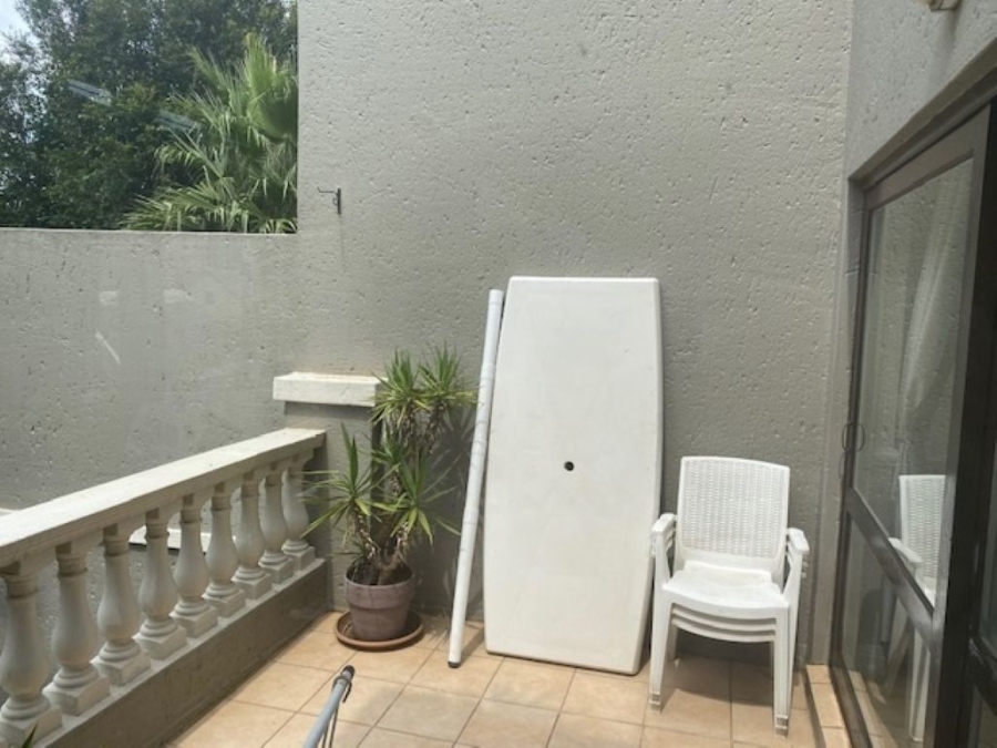 2 Bedroom Property for Sale in Melrose North Gauteng