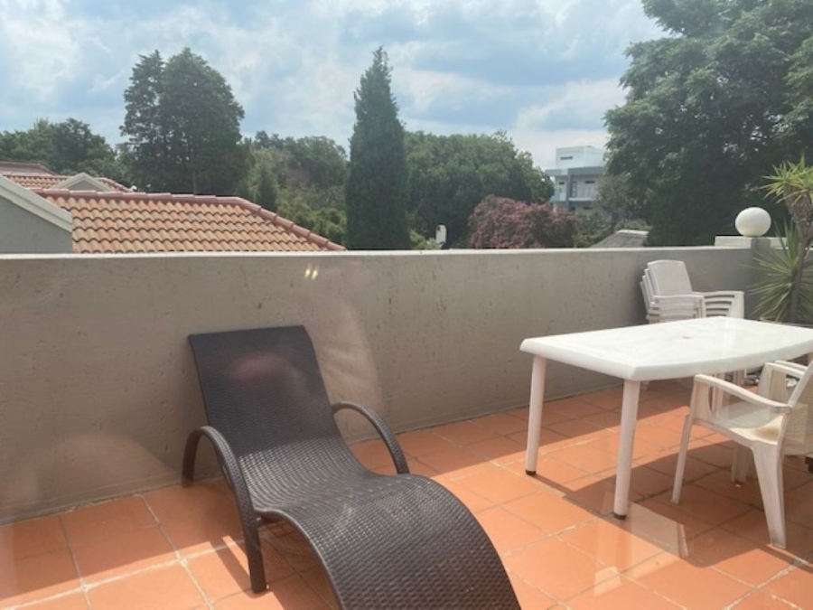 2 Bedroom Property for Sale in Melrose North Gauteng