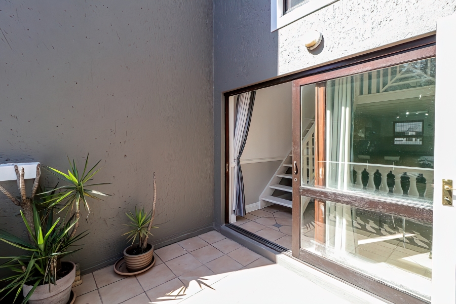 2 Bedroom Property for Sale in Melrose North Gauteng