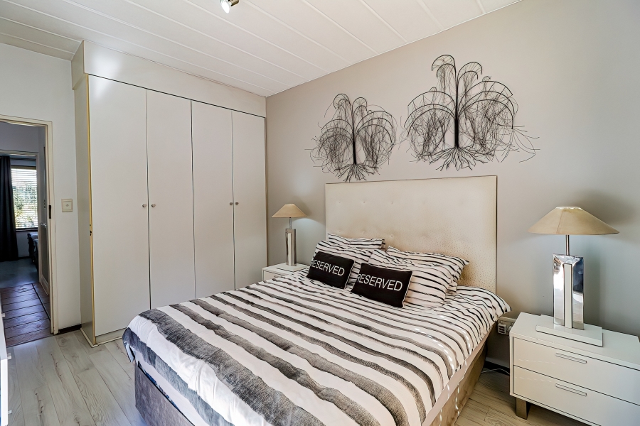 2 Bedroom Property for Sale in Melrose North Gauteng