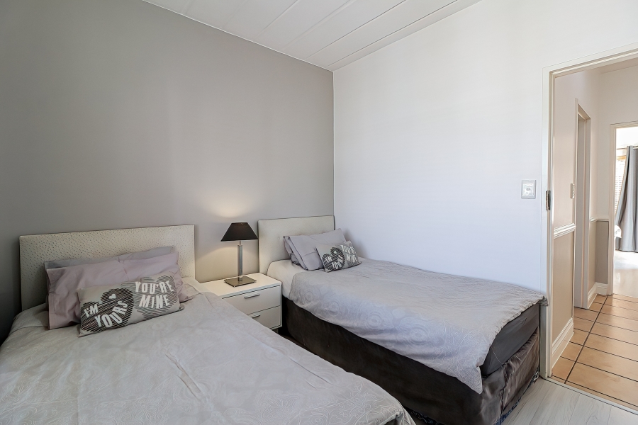 2 Bedroom Property for Sale in Melrose North Gauteng