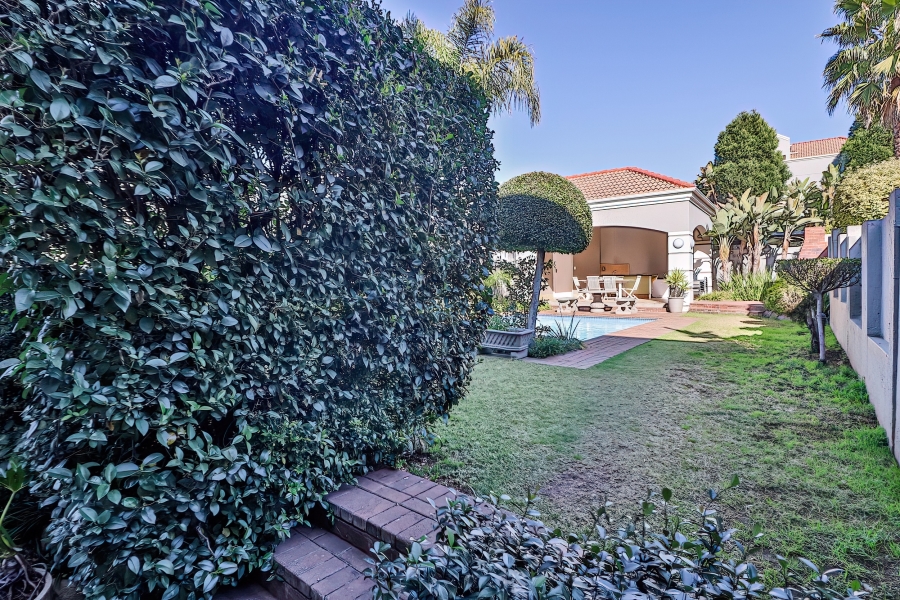 2 Bedroom Property for Sale in Melrose North Gauteng