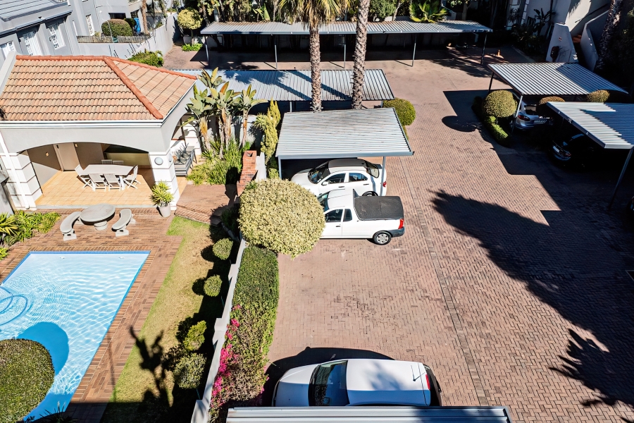 2 Bedroom Property for Sale in Melrose North Gauteng