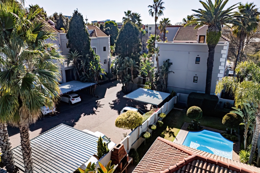 2 Bedroom Property for Sale in Melrose North Gauteng