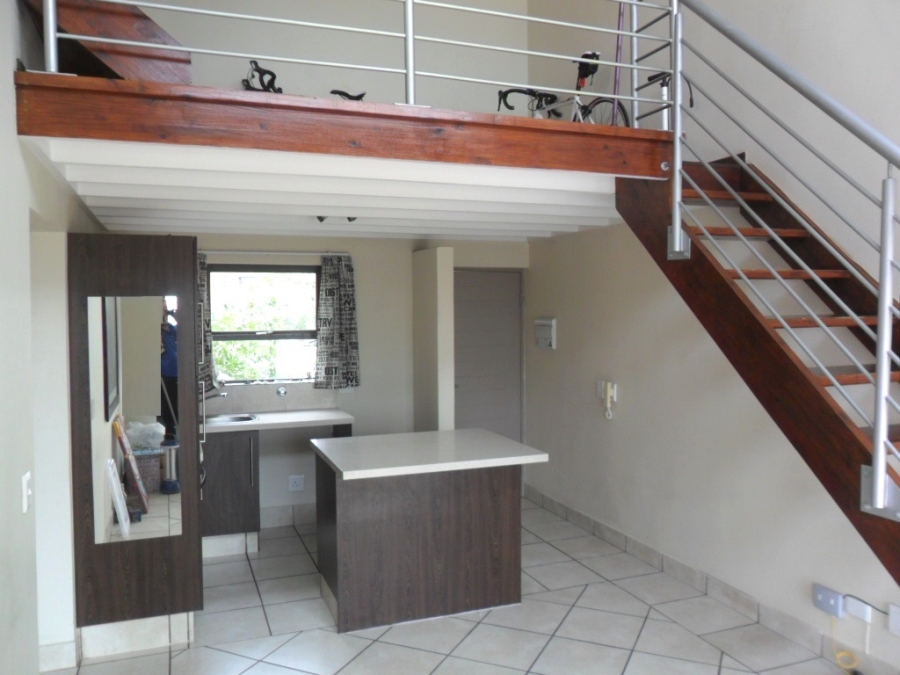 To Let 1 Bedroom Property for Rent in Douglasdale Gauteng
