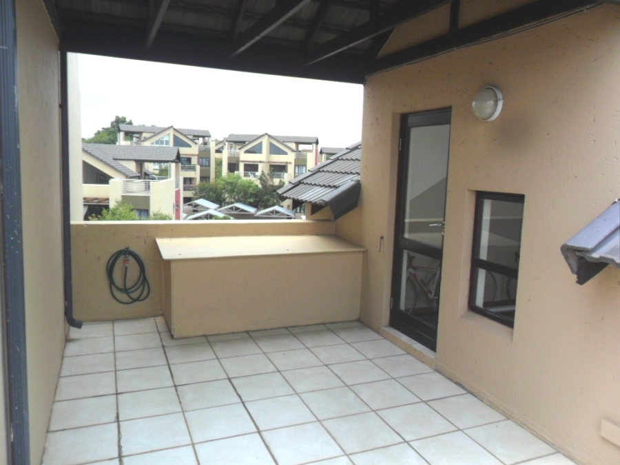 To Let 1 Bedroom Property for Rent in Douglasdale Gauteng