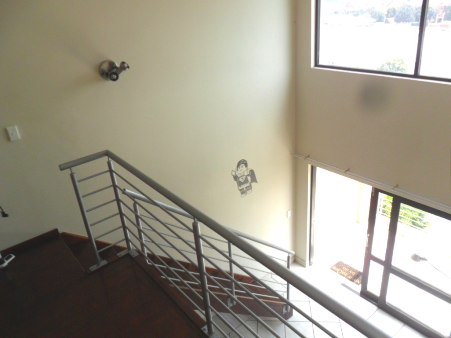To Let 1 Bedroom Property for Rent in Douglasdale Gauteng