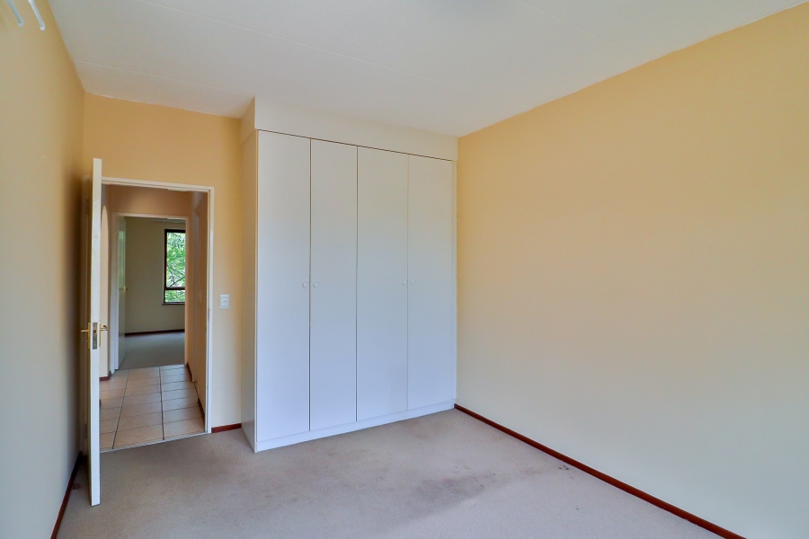 To Let 2 Bedroom Property for Rent in Sandown Gauteng