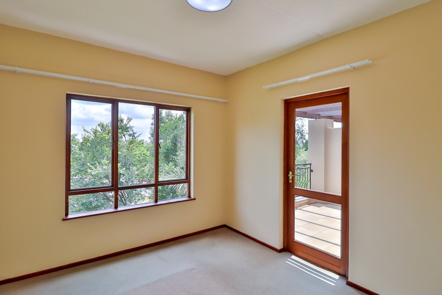 To Let 2 Bedroom Property for Rent in Sandown Gauteng