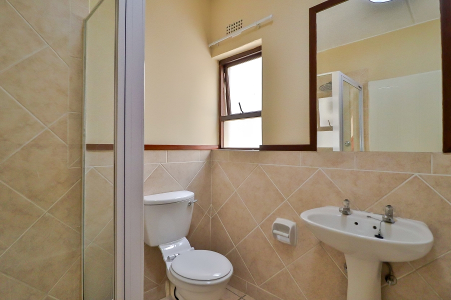 To Let 2 Bedroom Property for Rent in Sandown Gauteng