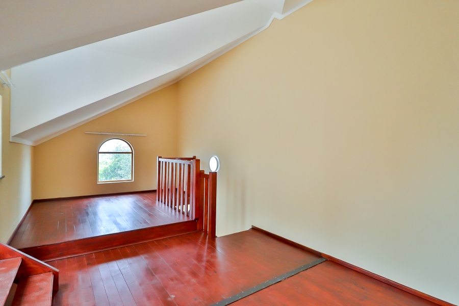 To Let 2 Bedroom Property for Rent in Sandown Gauteng
