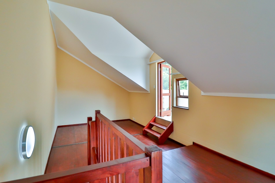 To Let 2 Bedroom Property for Rent in Sandown Gauteng
