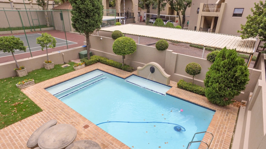 To Let 2 Bedroom Property for Rent in Sandown Gauteng