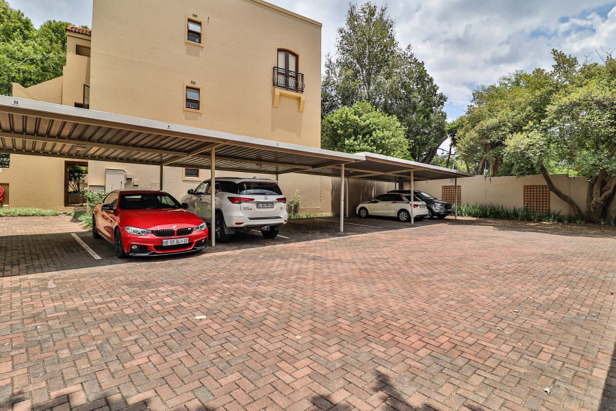 To Let 2 Bedroom Property for Rent in Sandown Gauteng