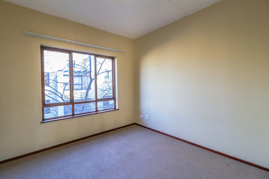 To Let 2 Bedroom Property for Rent in Sandown Gauteng