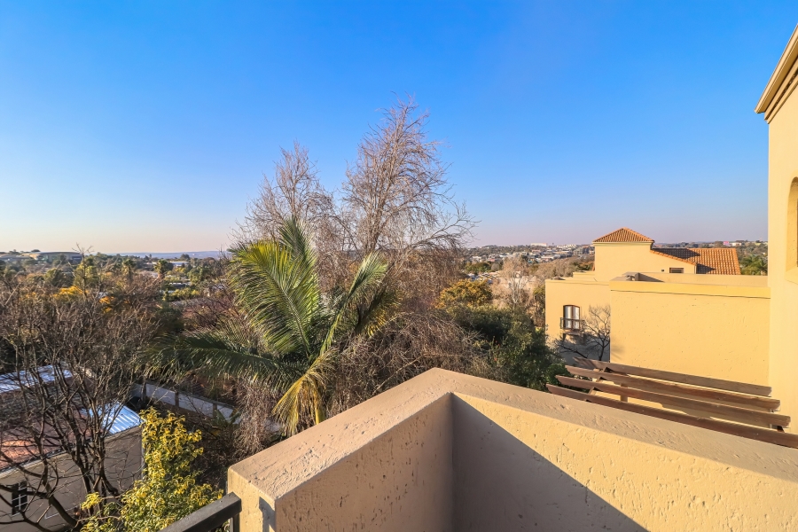 To Let 2 Bedroom Property for Rent in Sandown Gauteng