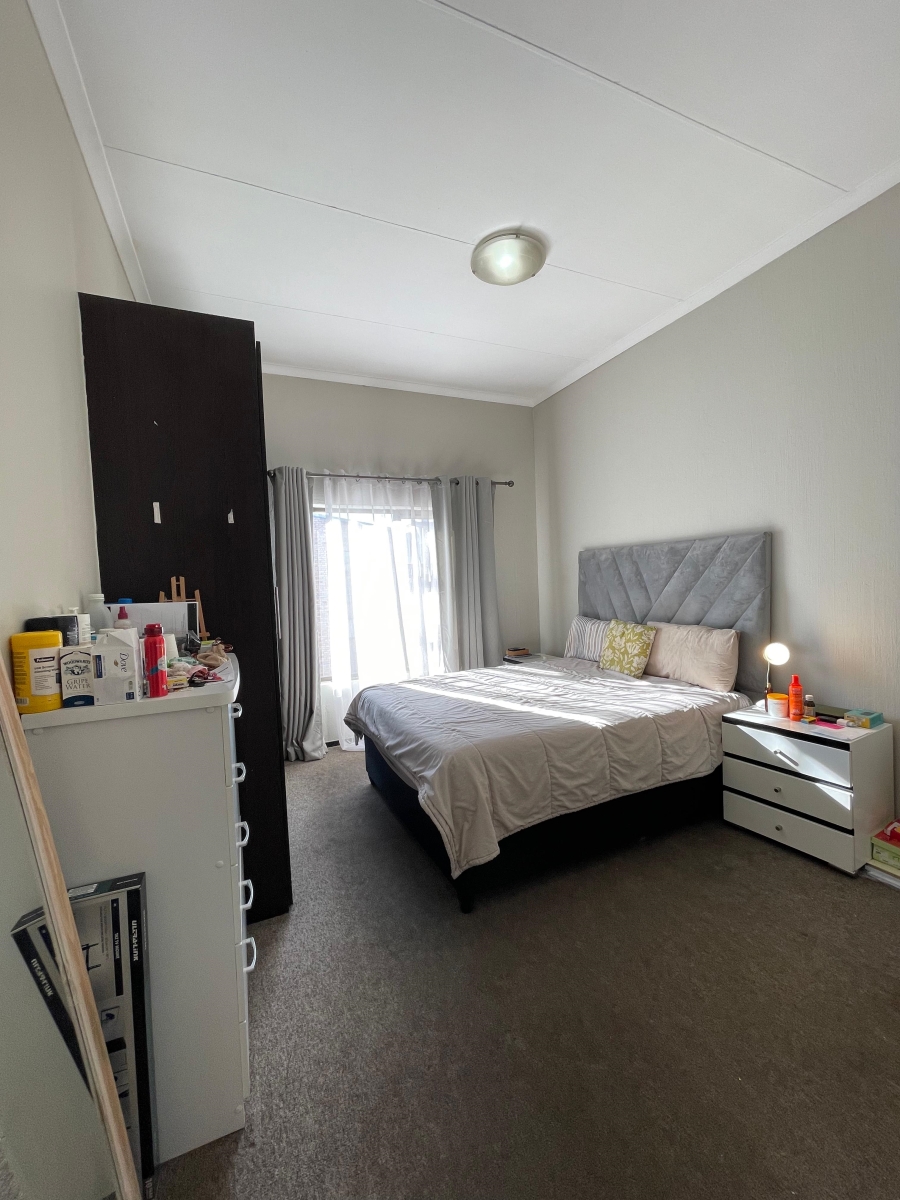 2 Bedroom Property for Sale in Northwold Gauteng