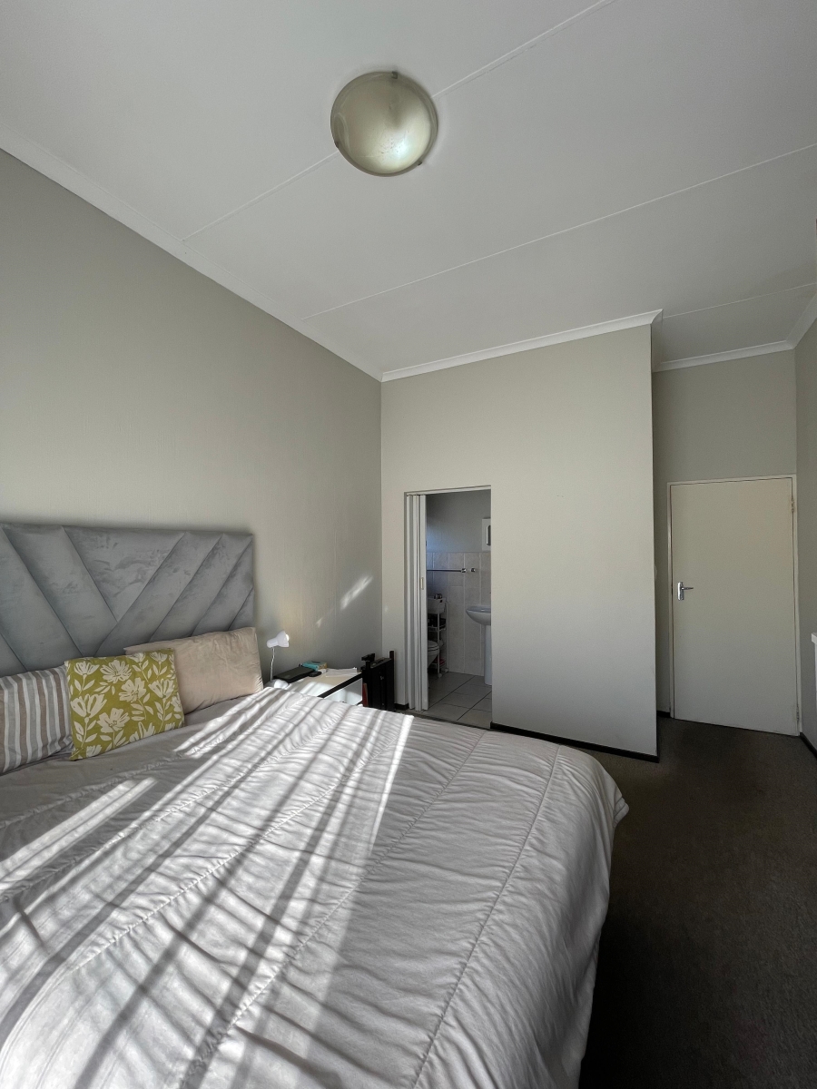 2 Bedroom Property for Sale in Northwold Gauteng