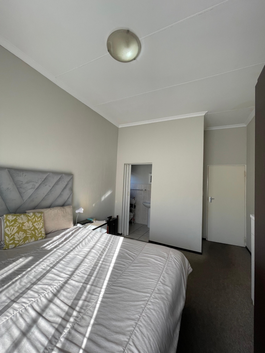 2 Bedroom Property for Sale in Northwold Gauteng