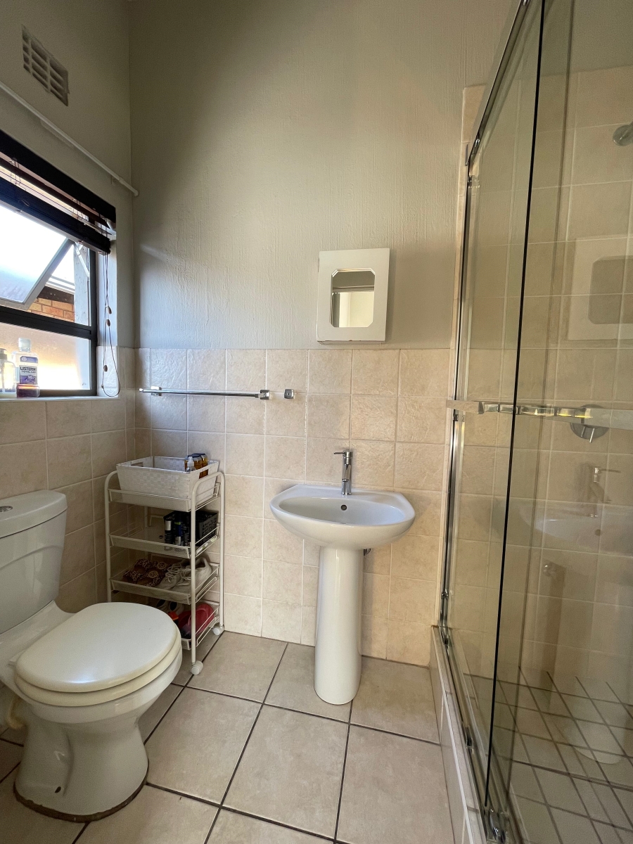 2 Bedroom Property for Sale in Northwold Gauteng