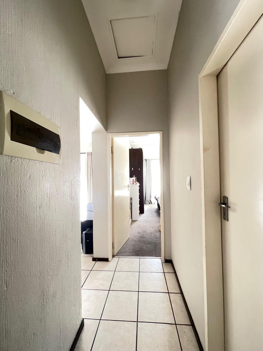 2 Bedroom Property for Sale in Northwold Gauteng