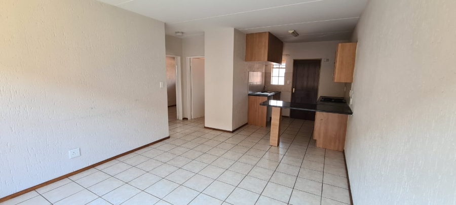 2 Bedroom Property for Sale in Hughes Gauteng
