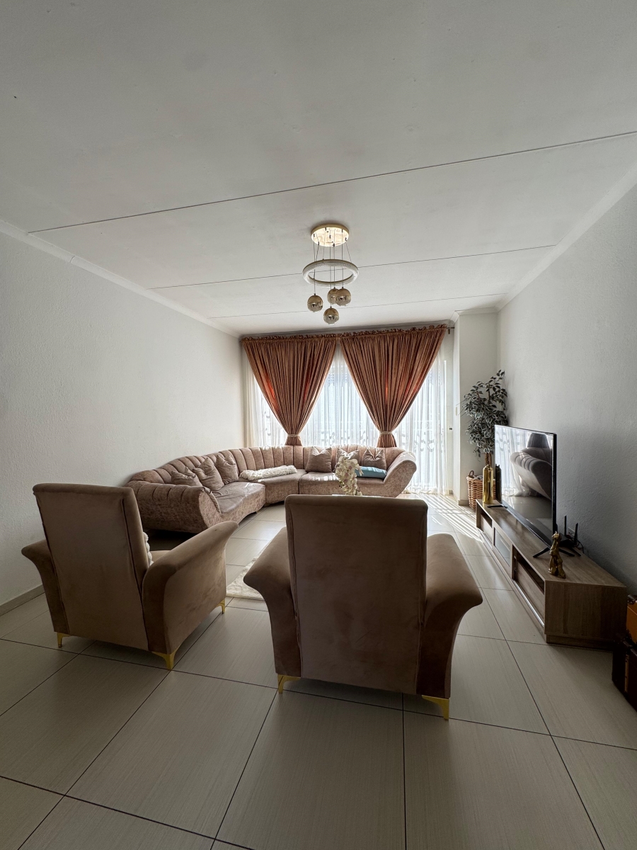 3 Bedroom Property for Sale in Bellairspark Gauteng